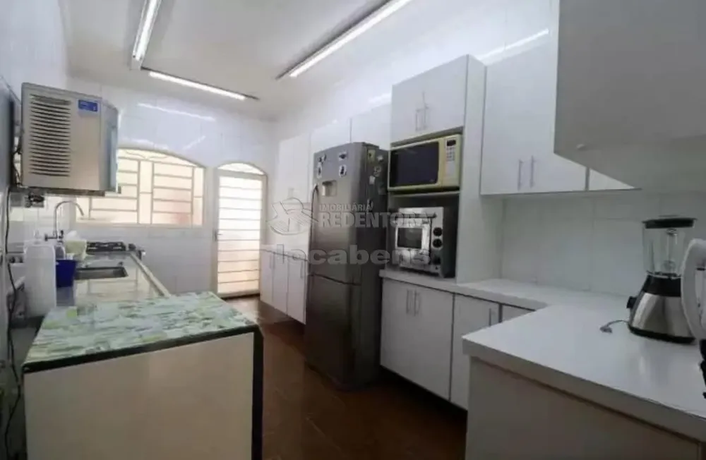 Casa, 3 quartos, 238 m² - Foto 1