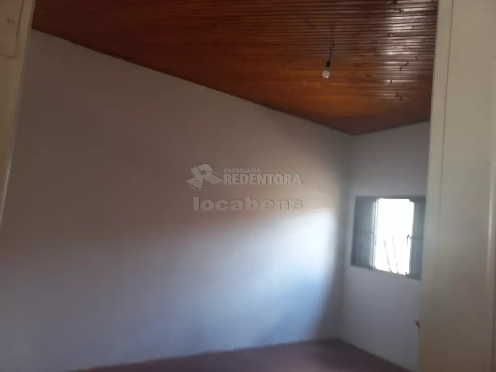 Casa à venda com 2 quartos, 131m² - Foto 2