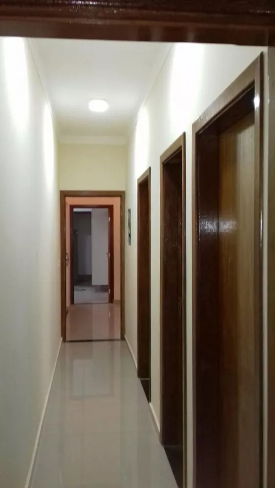 Casa de Condomínio à venda com 3 quartos, 130m² - Foto 2