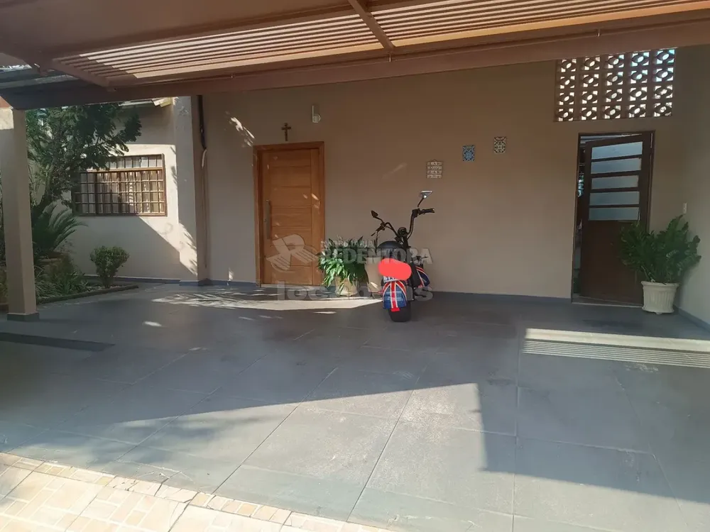 Casa, 3 quartos, 200 m² - Foto 1