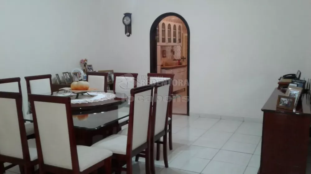 Casa à venda com 3 quartos, 300m² - Foto 3
