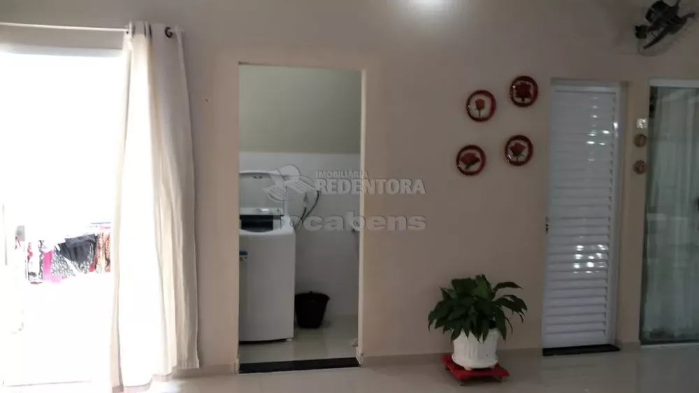 Casa à venda com 2 quartos, 200m² - Foto 12