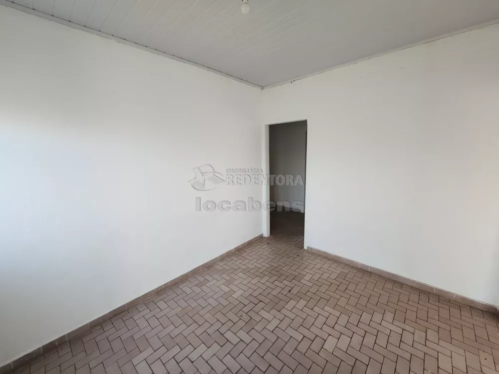 Casa à venda com 3 quartos, 70m² - Foto 1