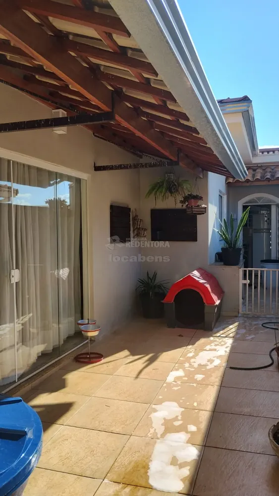 Casa, 3 quartos, 242 m² - Foto 2