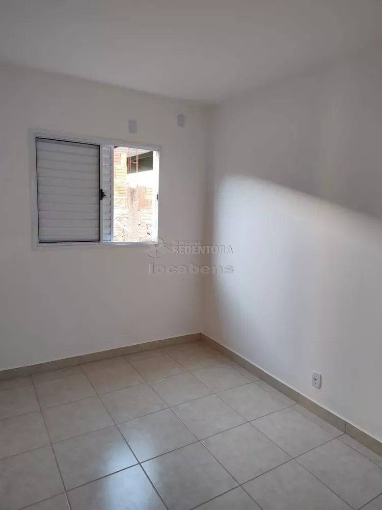 Casa à venda com 2 quartos, 48m² - Foto 2