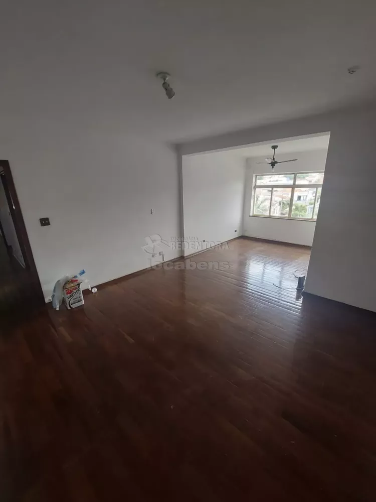 Apartamento para alugar com 3 quartos, 134m² - Foto 3