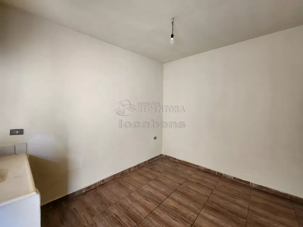 Casa para alugar com 1 quarto, 50m² - Foto 1