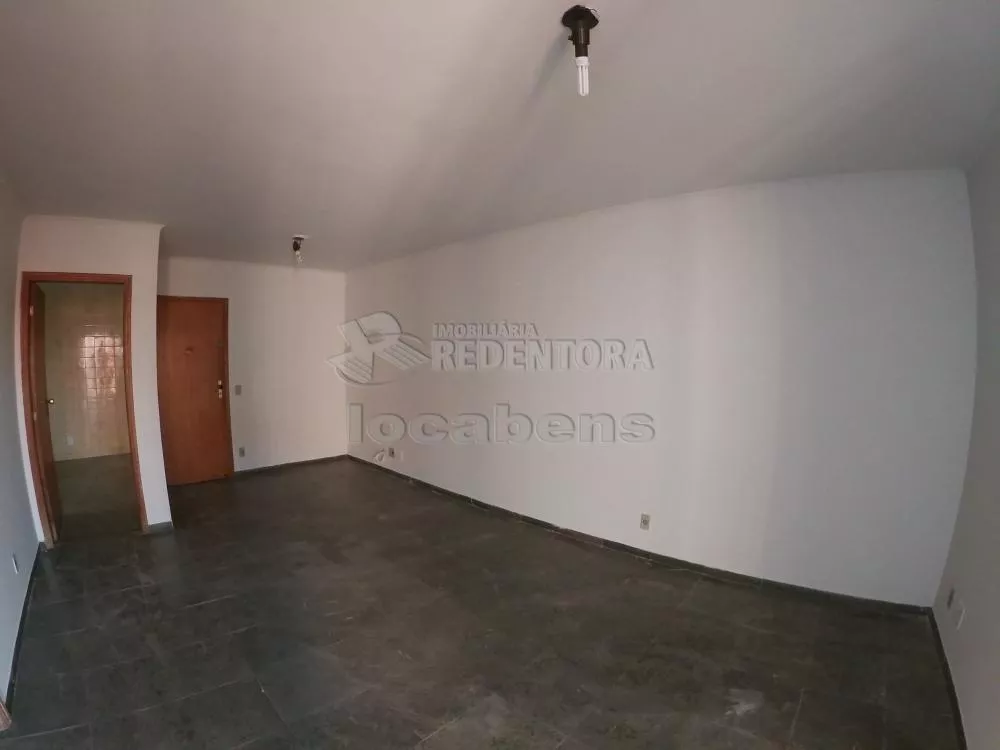 Apartamento à venda com 2 quartos, 74m² - Foto 2