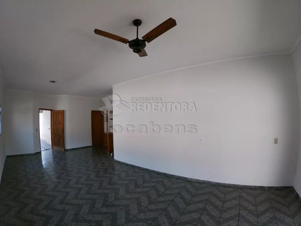 Casa à venda com 4 quartos, 194m² - Foto 2