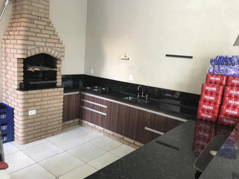 Casa, 3 quartos, 285 m² - Foto 1