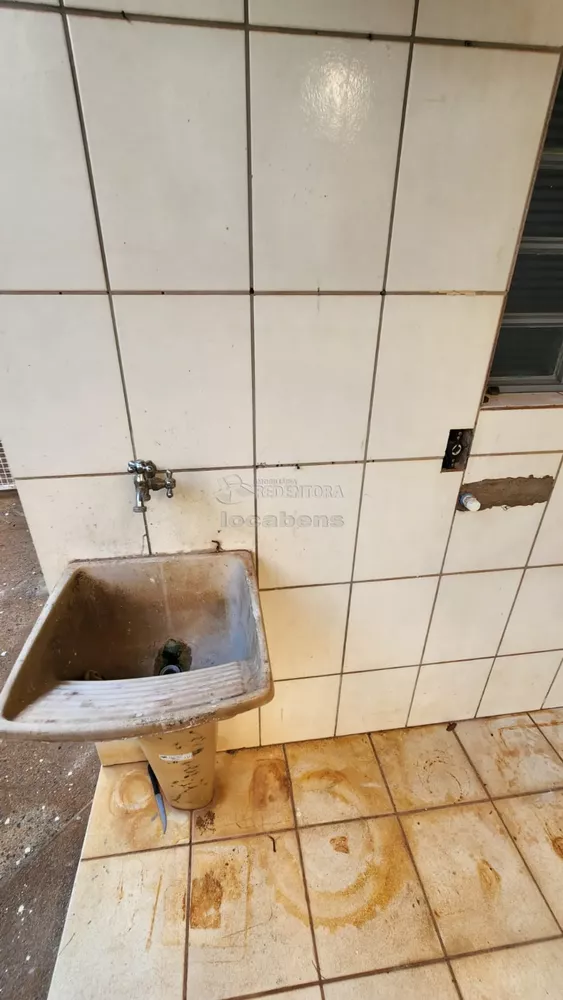 Casa para alugar com 2 quartos, 60m² - Foto 3