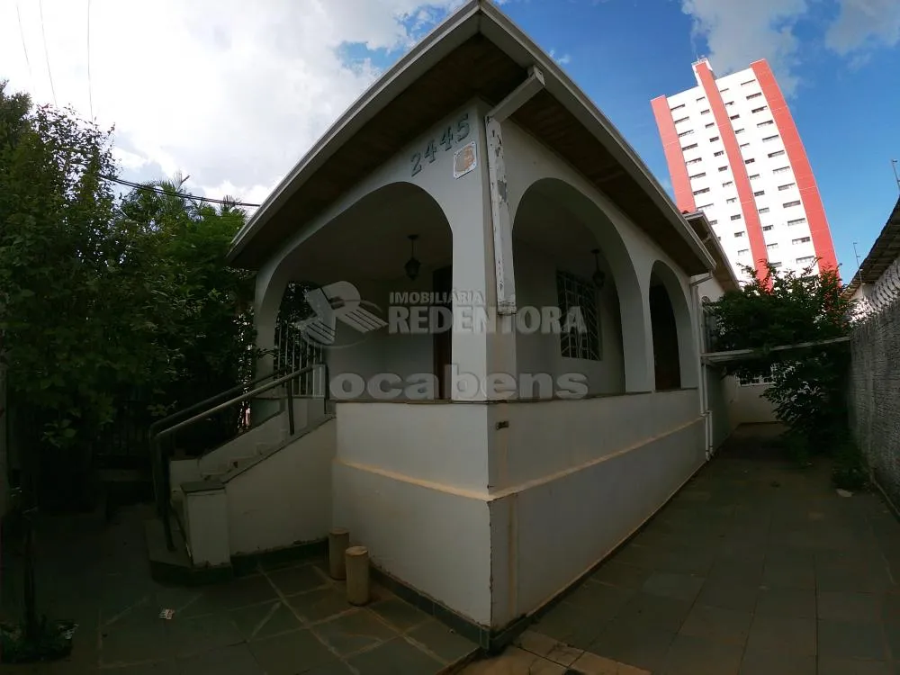 Casa, 4 quartos, 233 m² - Foto 1