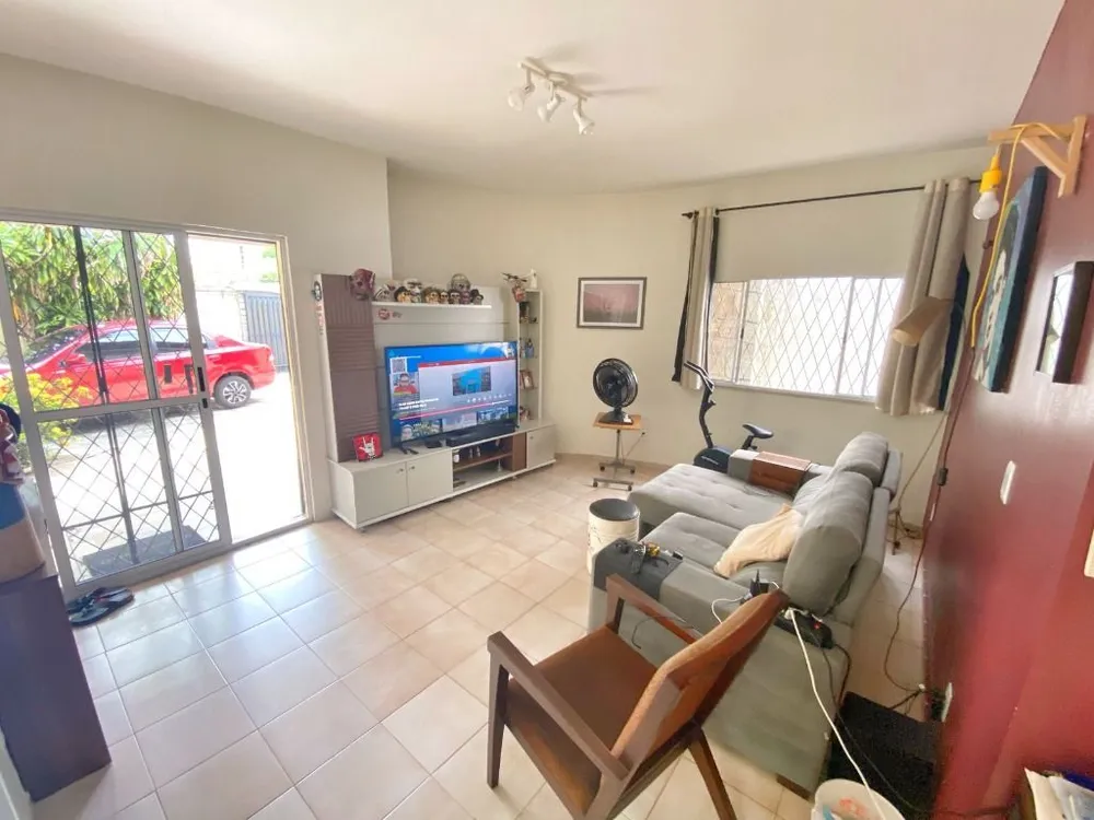 Casa, 3 quartos, 180 m² - Foto 1