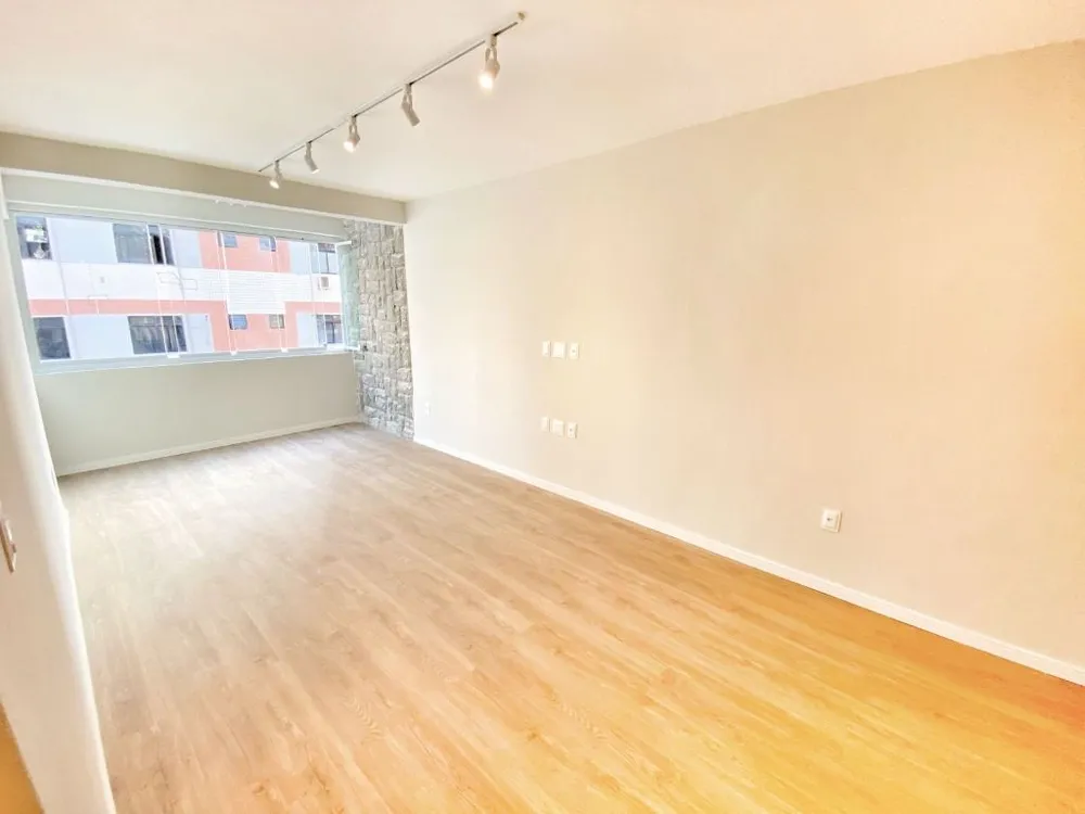 Apartamento, 3 quartos, 118 m² - Foto 2