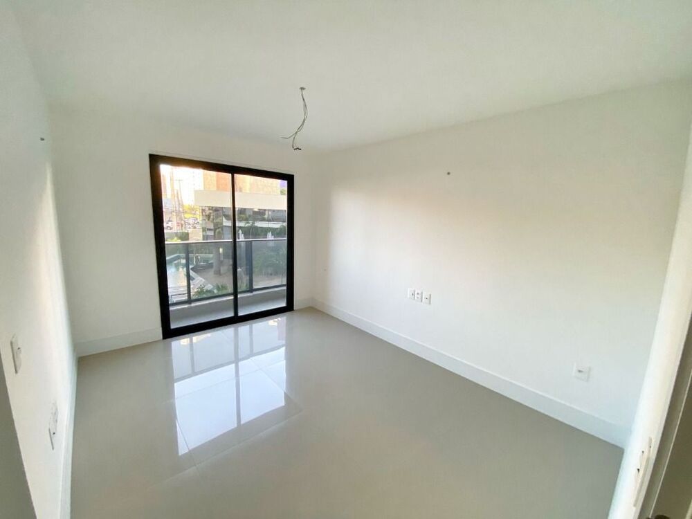 Apartamento, 4 quartos, 254 m² - Foto 2