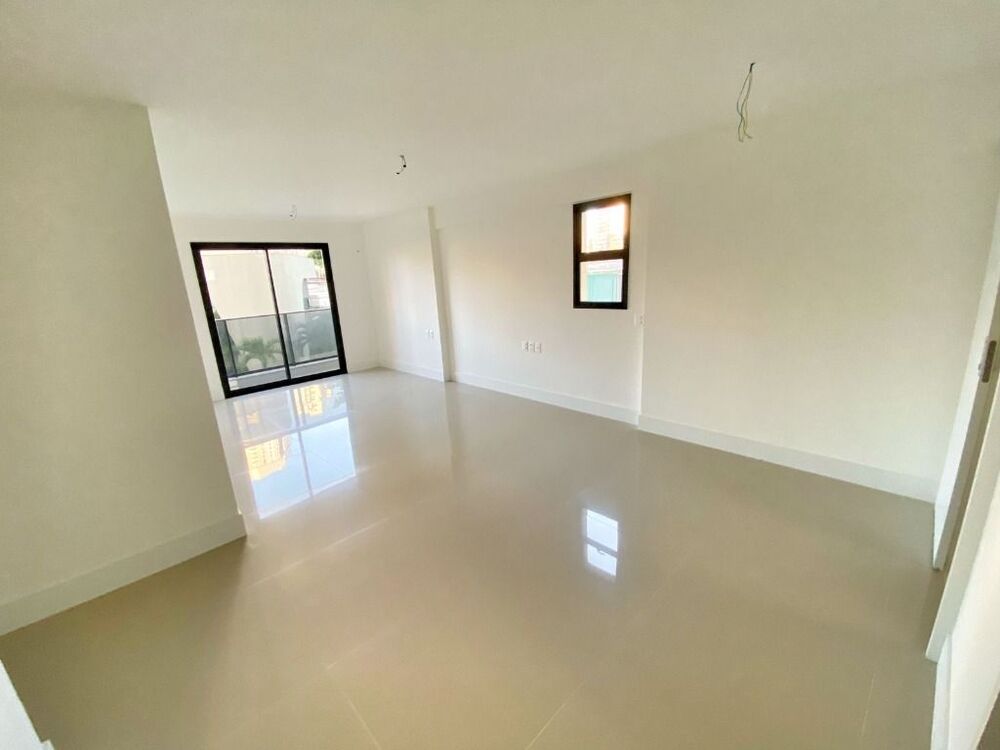 Apartamento, 4 quartos, 254 m² - Foto 1