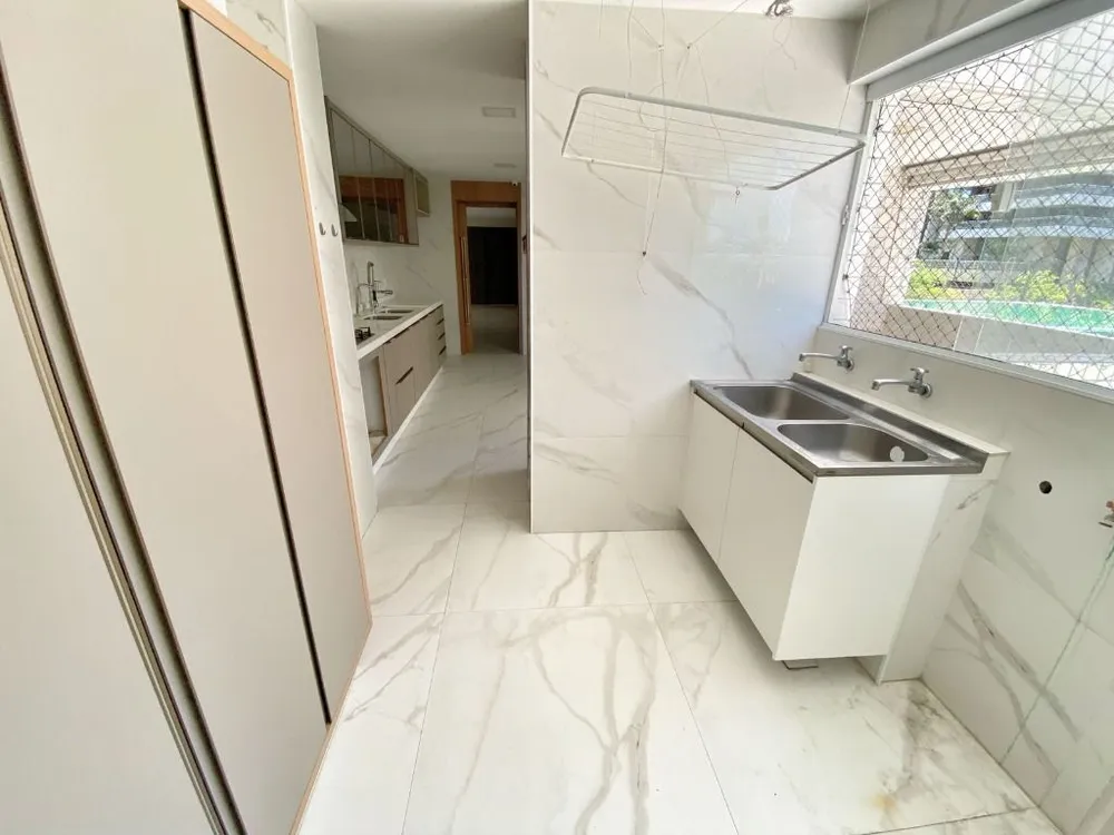 Apartamento, 3 quartos, 220 m² - Foto 11