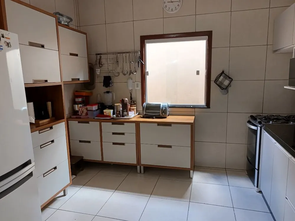 Casa, 3 quartos, 200 m² - Foto 11