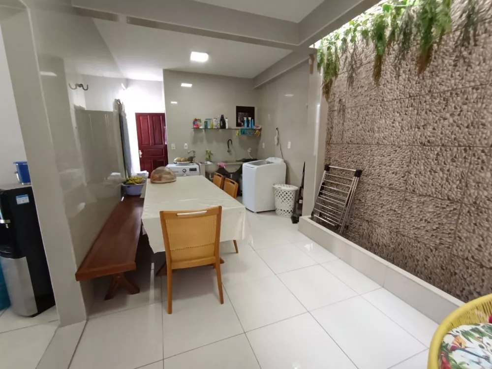 Casa, 3 quartos, 200 m² - Foto 1
