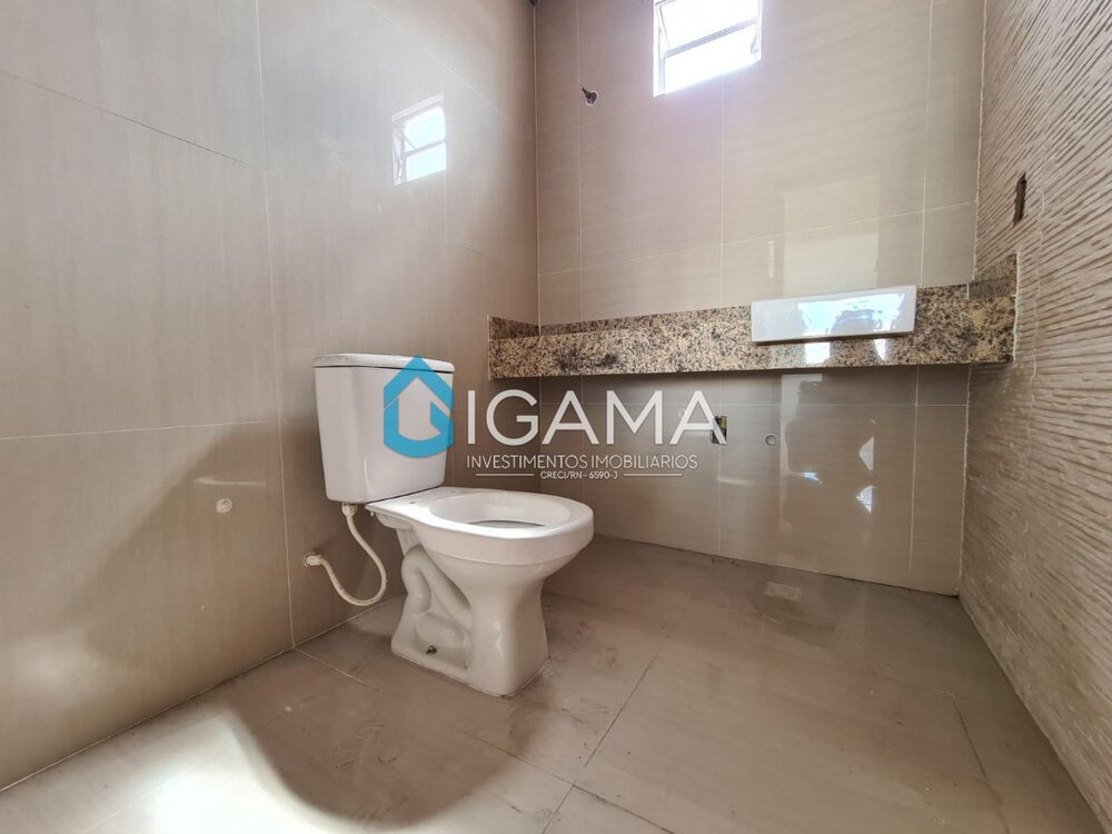 Casa à venda com 3 quartos - Foto 1