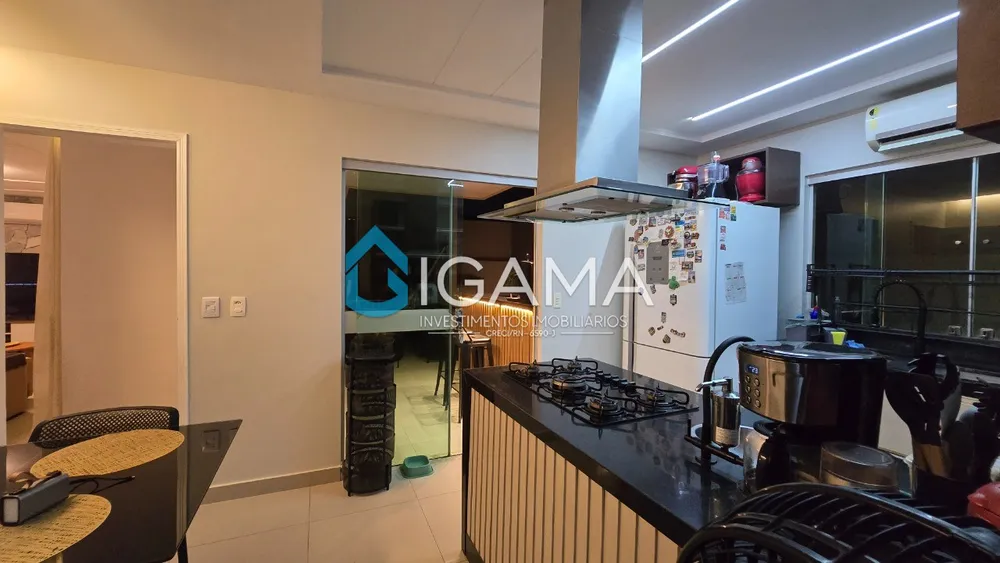Casa, 4 quartos, 313 m² - Foto 2