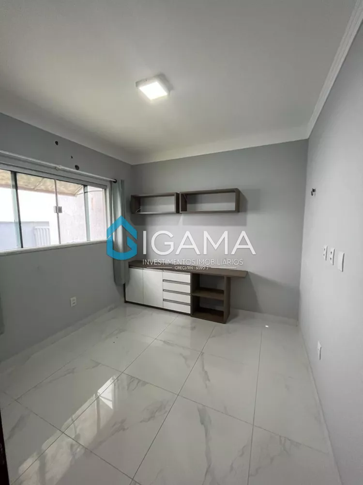 Casa à venda com 4 quartos, 225m² - Foto 8