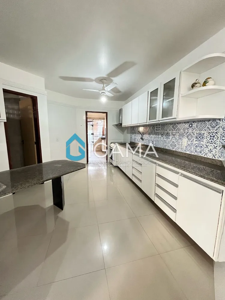 Casa, 3 quartos, 246 m² - Foto 5