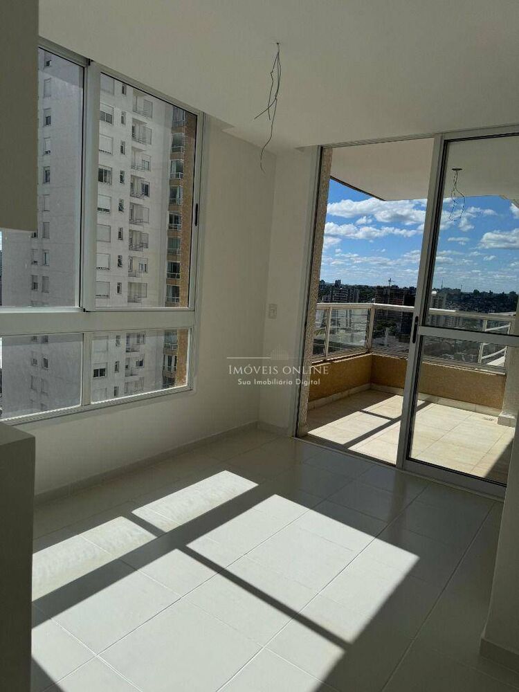 Apartamento à venda com 3 quartos, 111m² - Foto 12