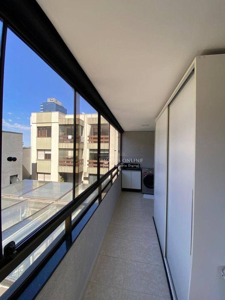 Apartamento à venda com 3 quartos, 123m² - Foto 17