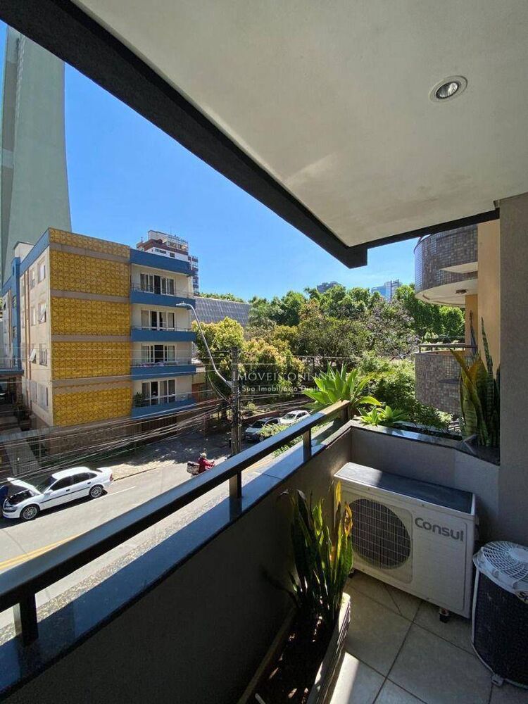 Apartamento à venda com 3 quartos, 123m² - Foto 4