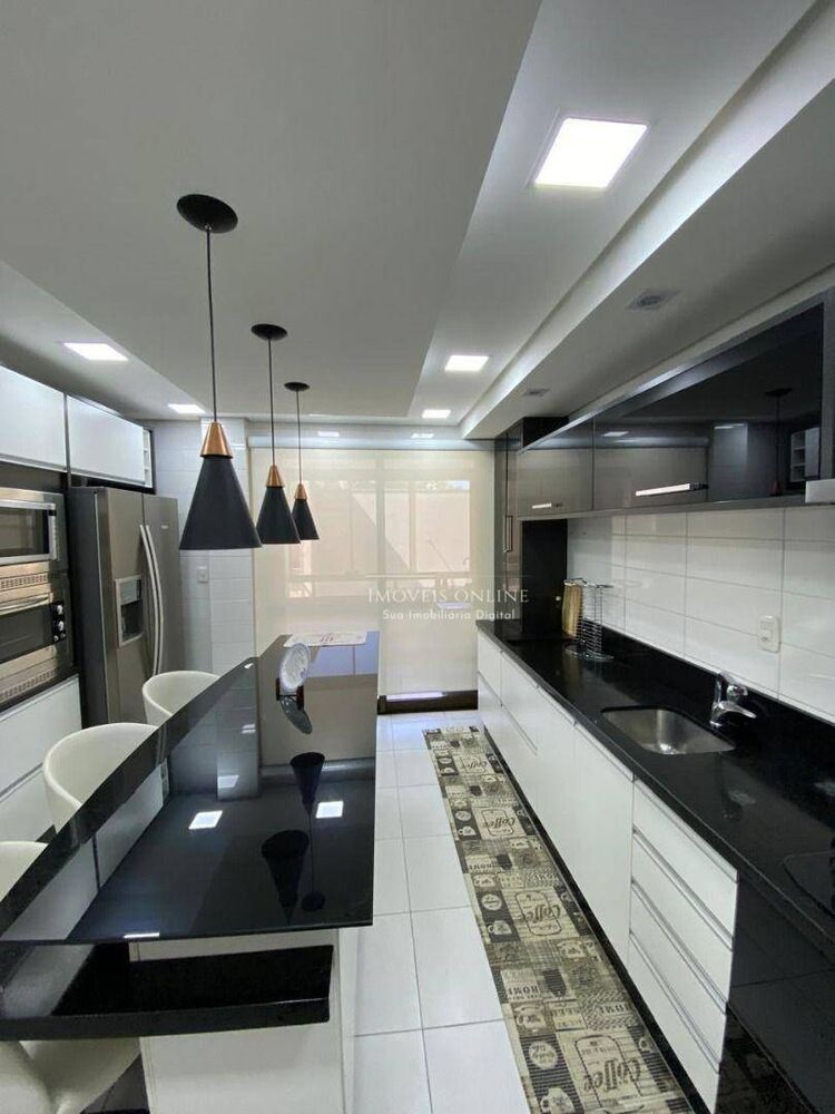 Apartamento à venda com 3 quartos, 123m² - Foto 13