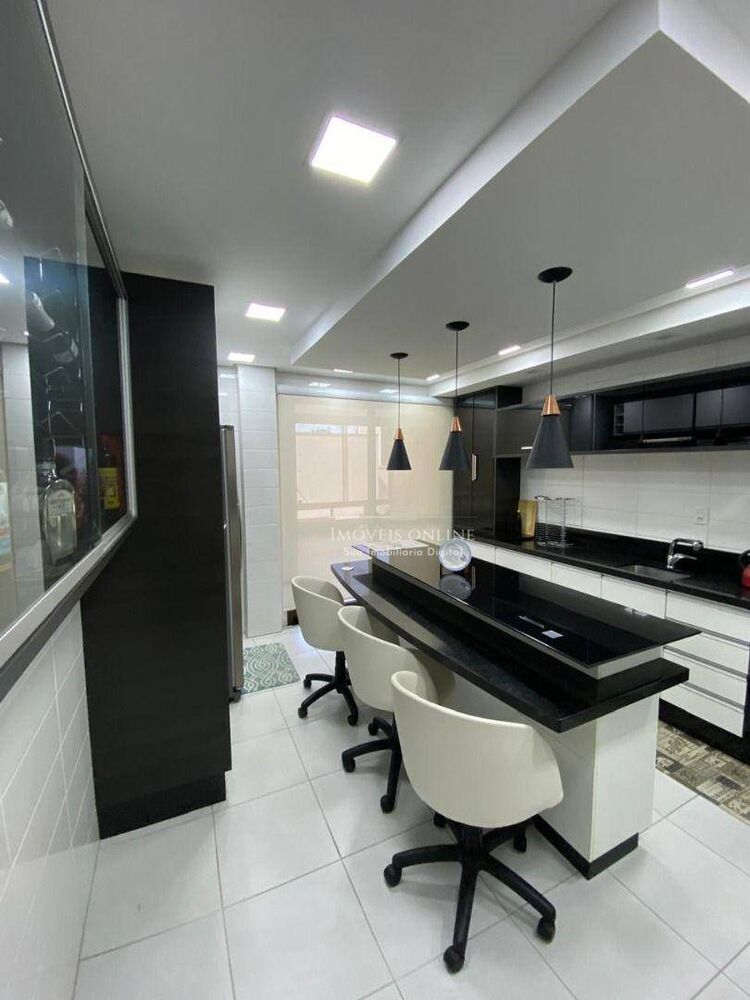 Apartamento à venda com 3 quartos, 123m² - Foto 11