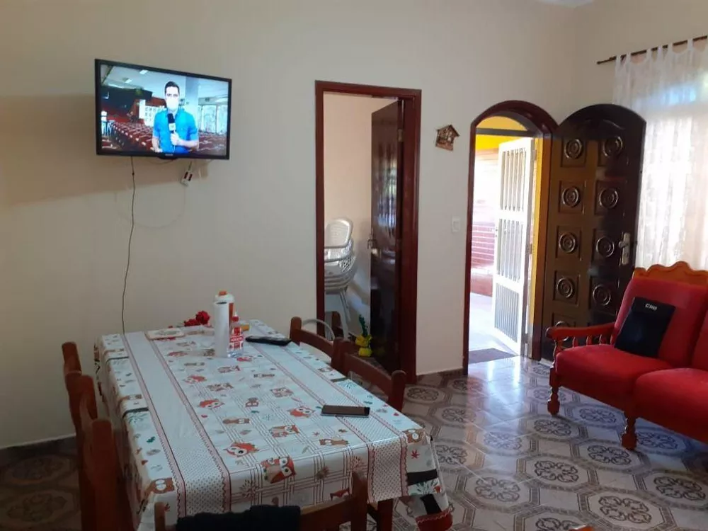 Casa à venda com 2 quartos, 101m² - Foto 4