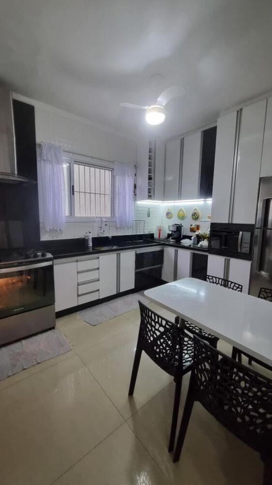 Sobrado, 3 quartos, 173 m² - Foto 3