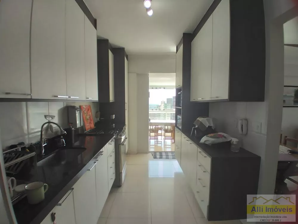 Apartamento para alugar com 3 quartos, 120m² - Foto 4