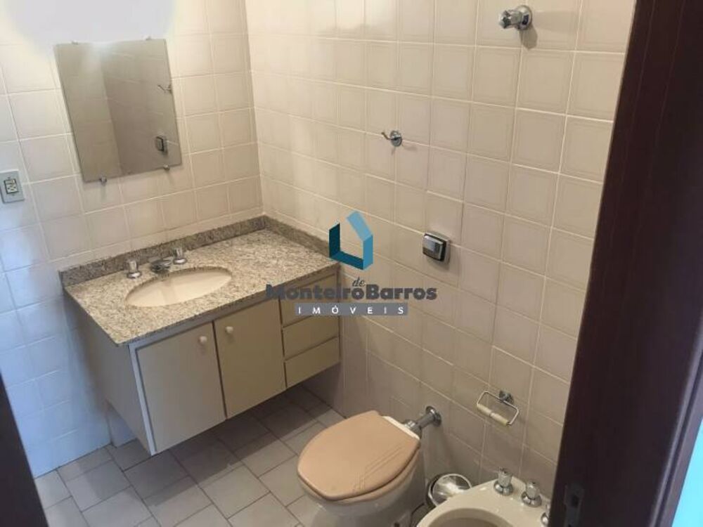 Apartamento à venda com 3 quartos, 125m² - Foto 2