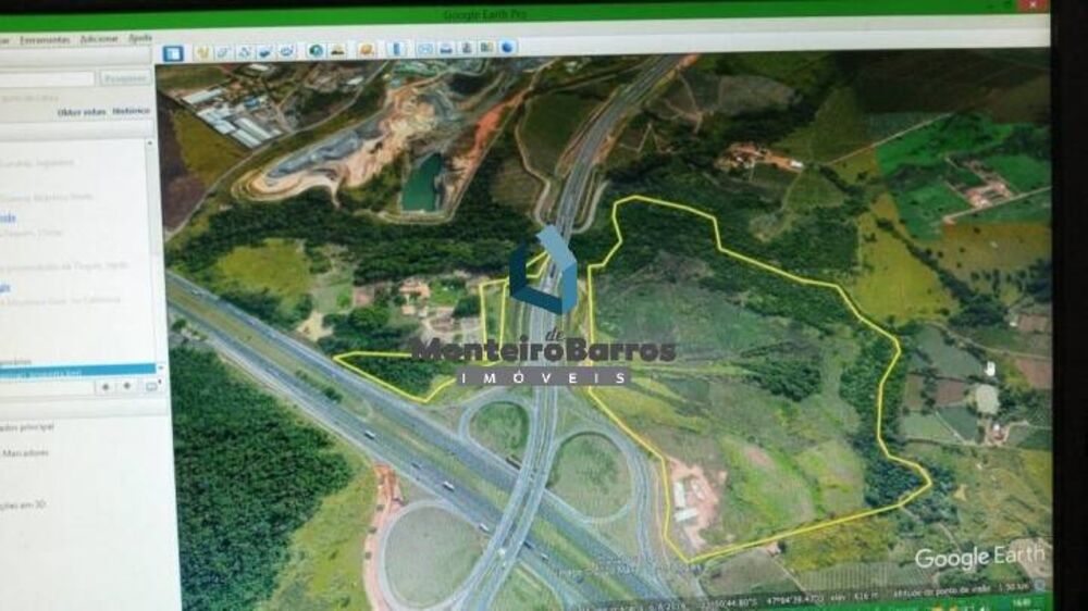 Prédio Inteiro, 268271 m² - Foto 1