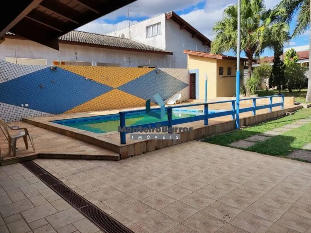 Chácara, 4 quartos, 1200 m² - Foto 2