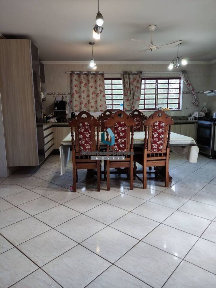 Chácara à venda com 4 quartos, 520m² - Foto 4