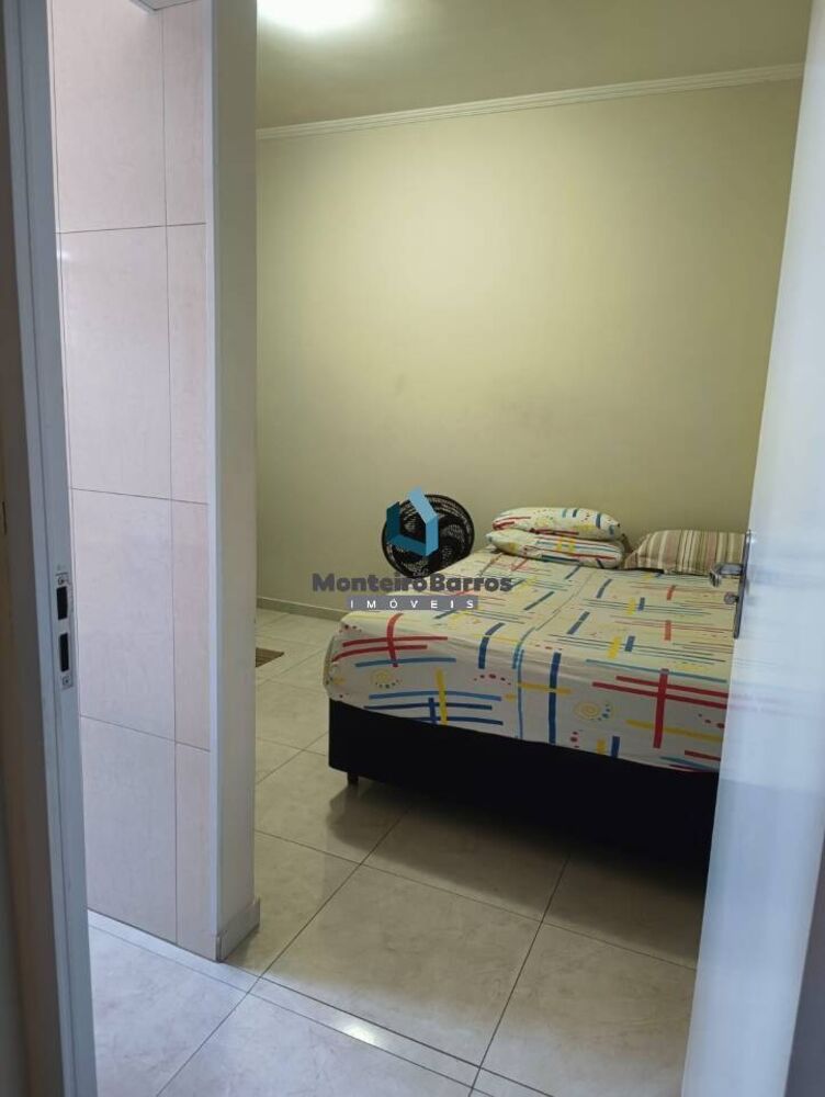 Casa à venda com 7 quartos, 300m² - Foto 12
