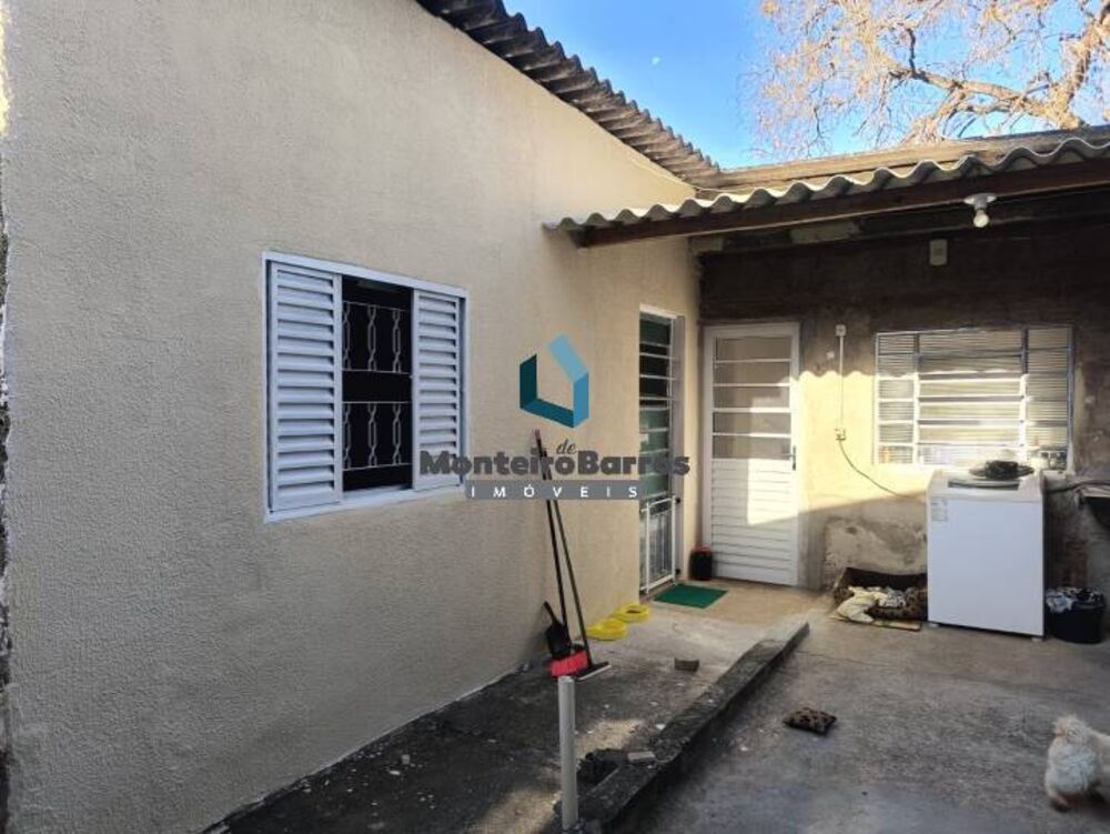 Casa à venda com 7 quartos, 300m² - Foto 10