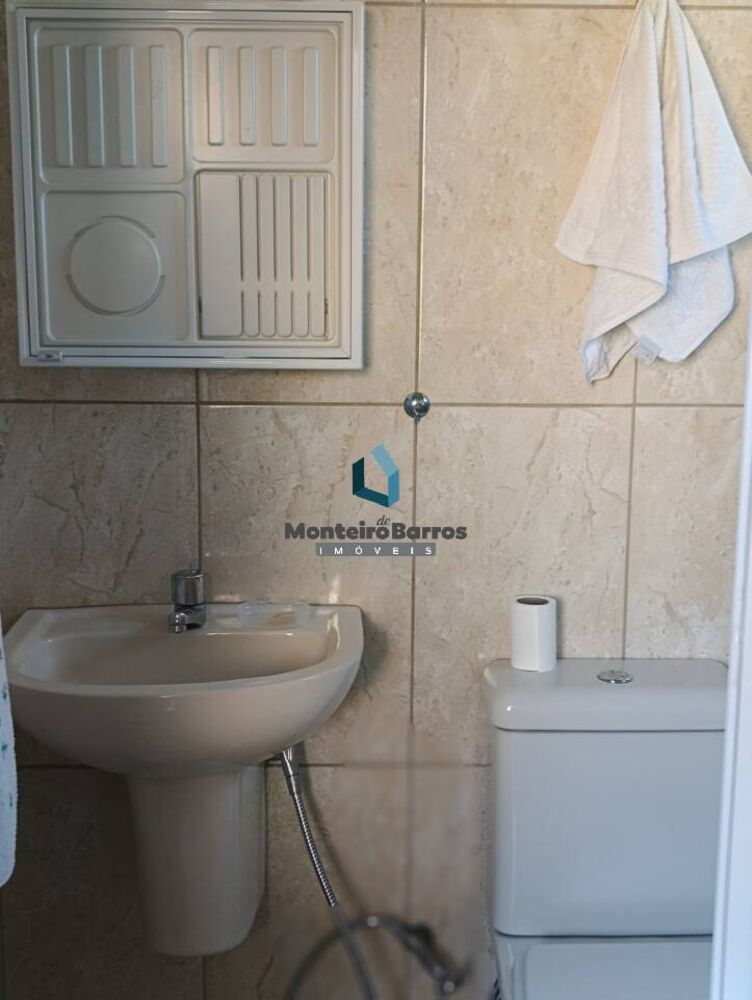 Casa à venda com 7 quartos, 300m² - Foto 11