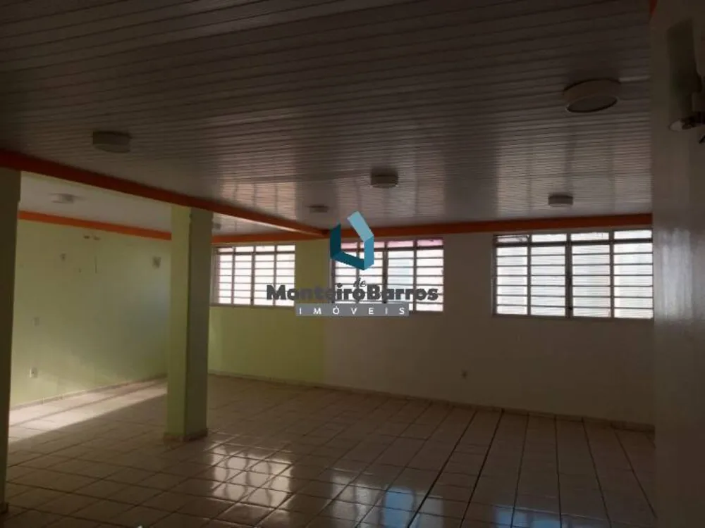 Prédio Inteiro, 240 m² - Foto 1