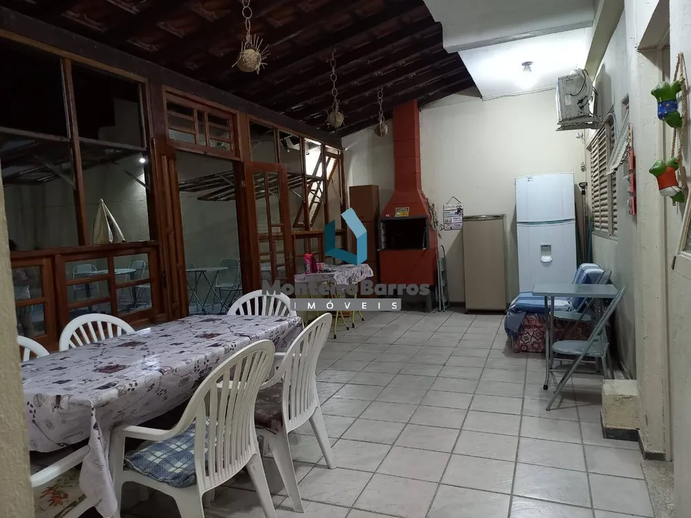 Casa, 3 quartos, 250 m² - Foto 13