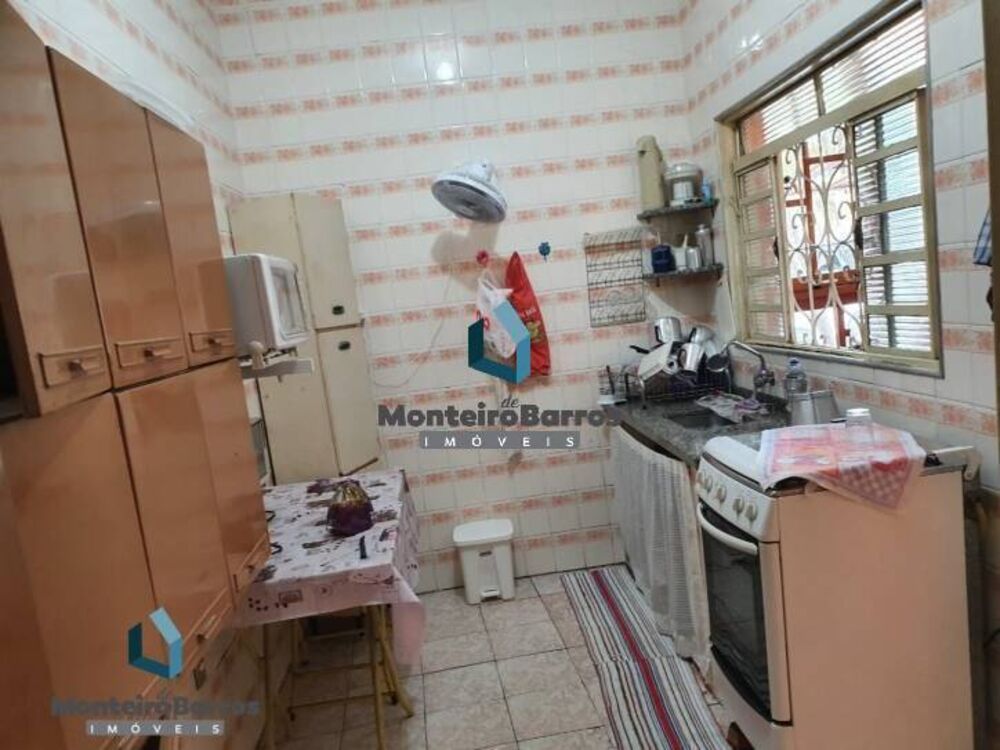 Casa, 3 quartos, 250 m² - Foto 2