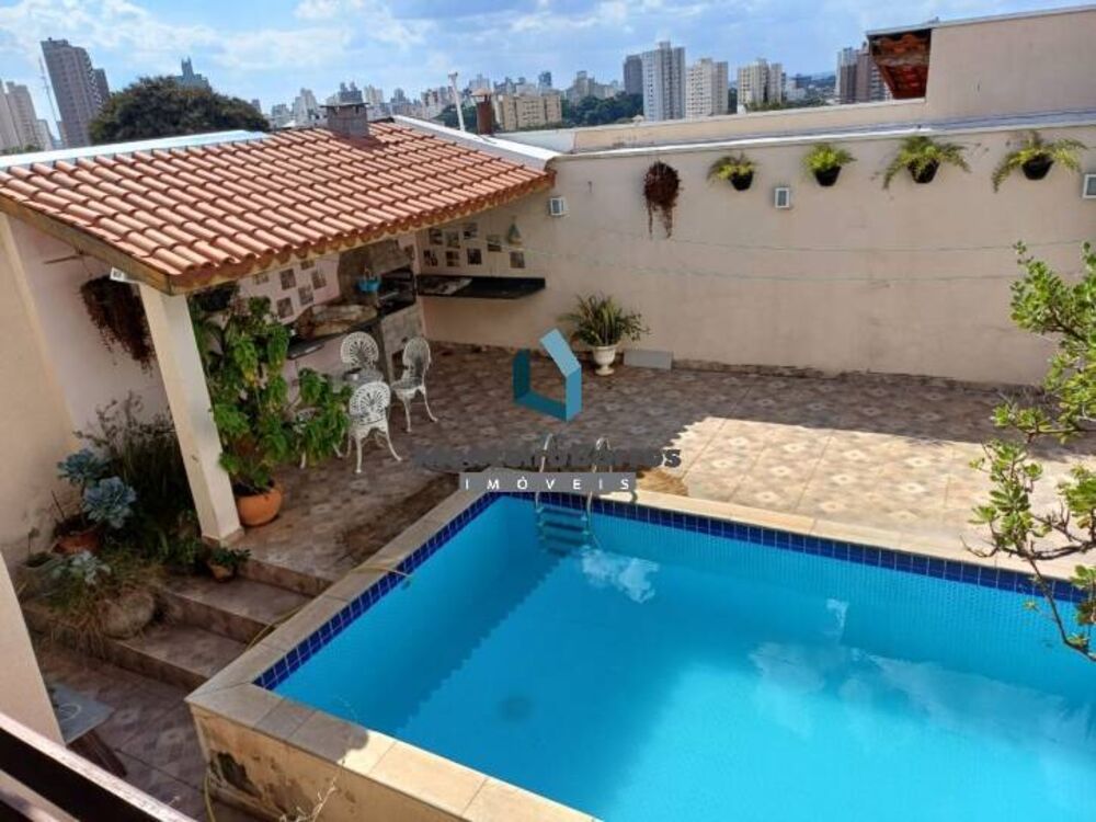 Casa, 4 quartos, 240 m² - Foto 4