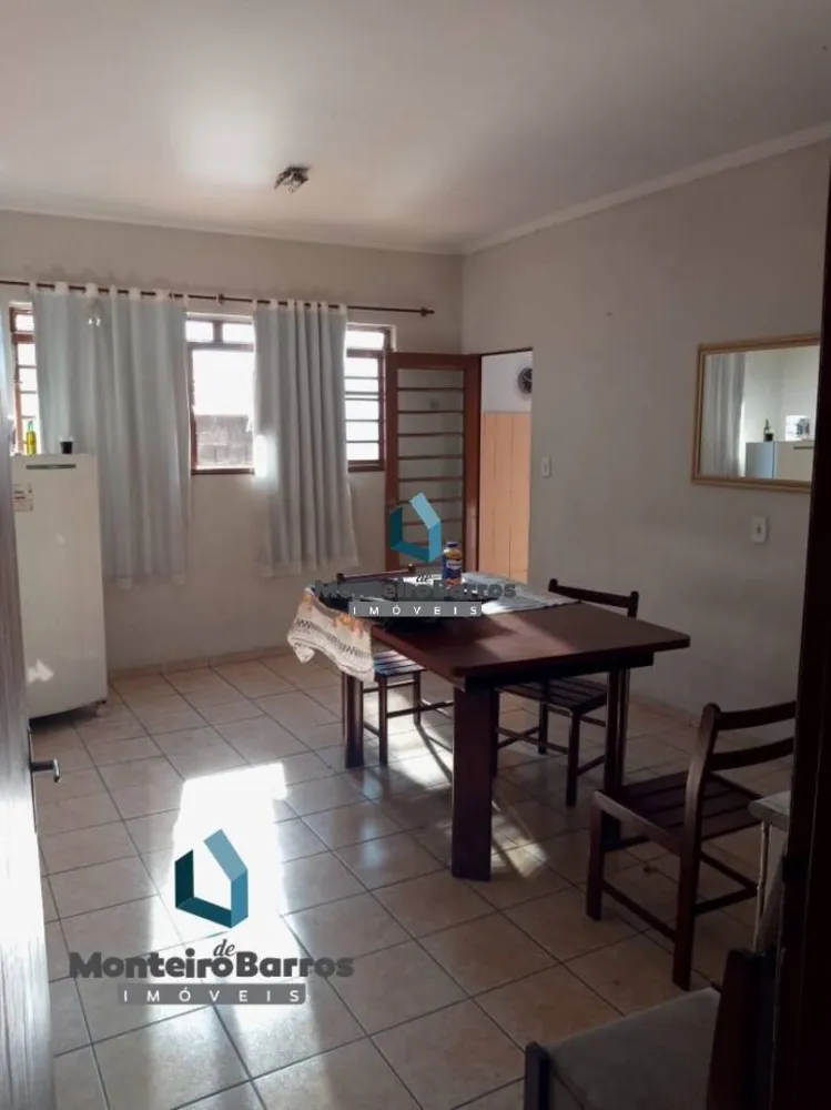 Casa, 4 quartos, 200 m² - Foto 2