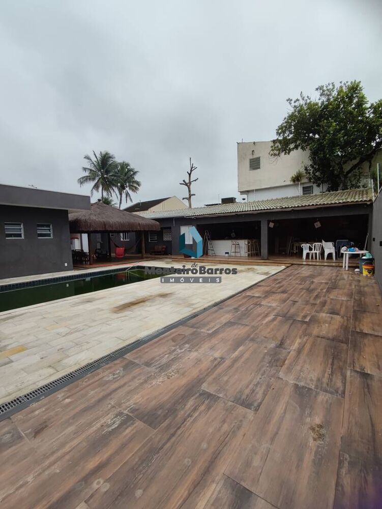 Casa, 5 quartos, 300 m² - Foto 1