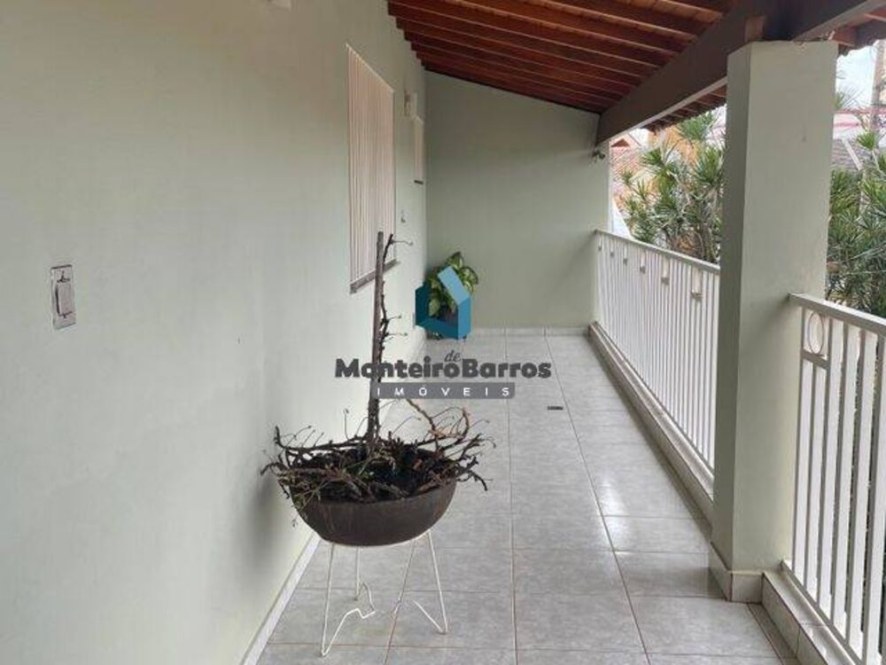 Casa, 4 quartos, 353 m² - Foto 3