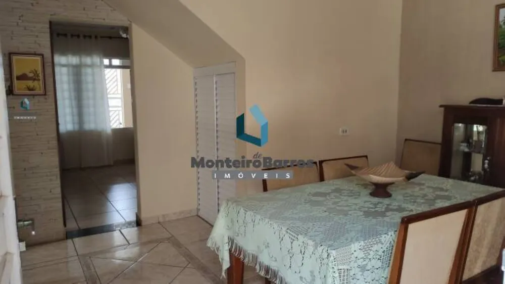 Casa, 3 quartos, 235 m² - Foto 2